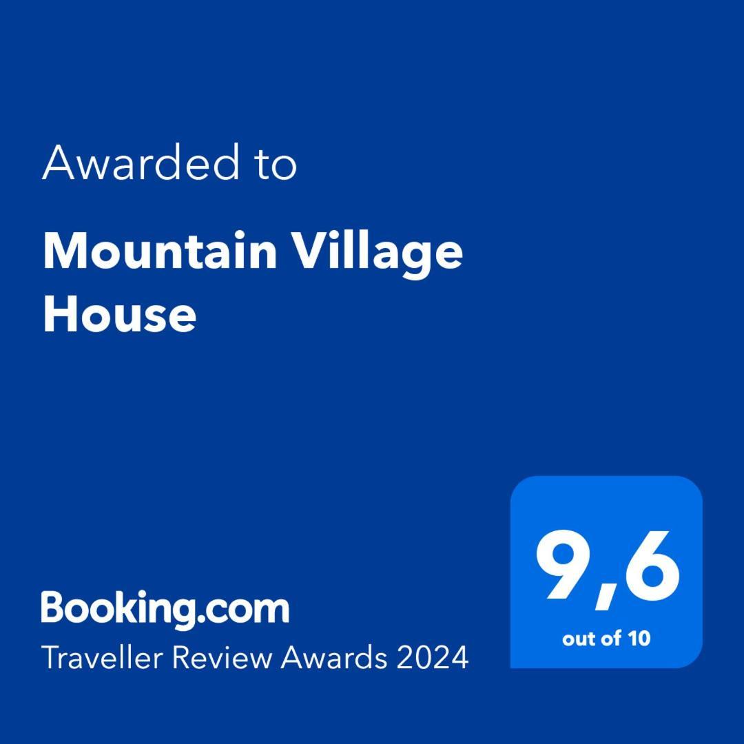 Mountain Village House ツェティニェ エクステリア 写真